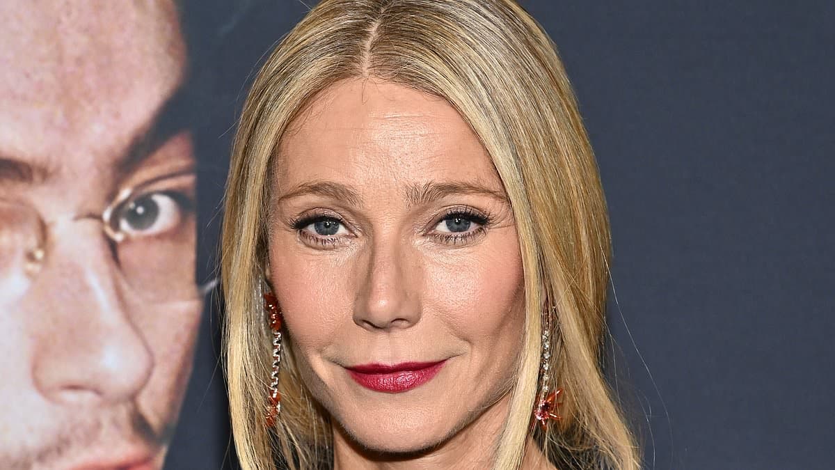 Celebrity Culture's Toxic Hierarchy: Paltrow-Hawke Exchange